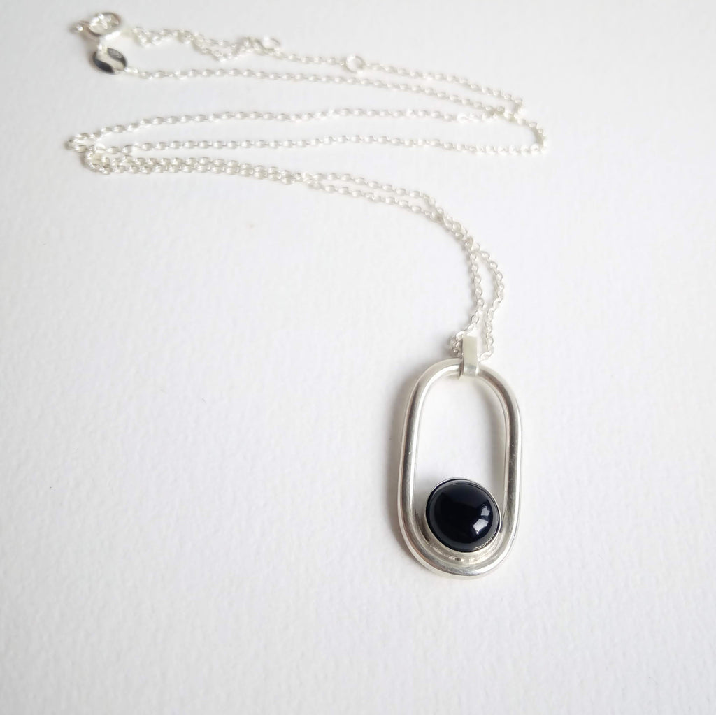 Mid Century Necklace - Onyx