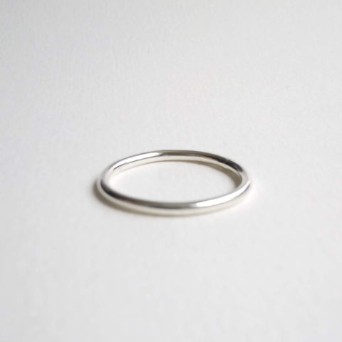 Simple stacker ring in either 1.8mm or 2mm round wire. Can be left shiny and smooth or textured if desired.